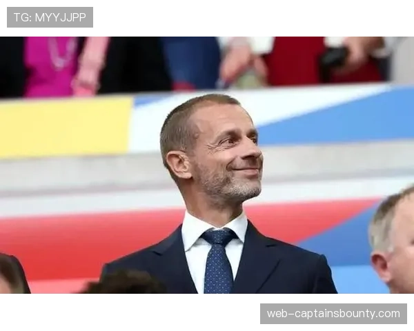 欧足联启动“足球无歧视”活动,欧冠八强赛将统一佩戴特定袖标 欧足联启动“足球无歧视”活动,欧冠八强赛将统一佩戴特定袖标